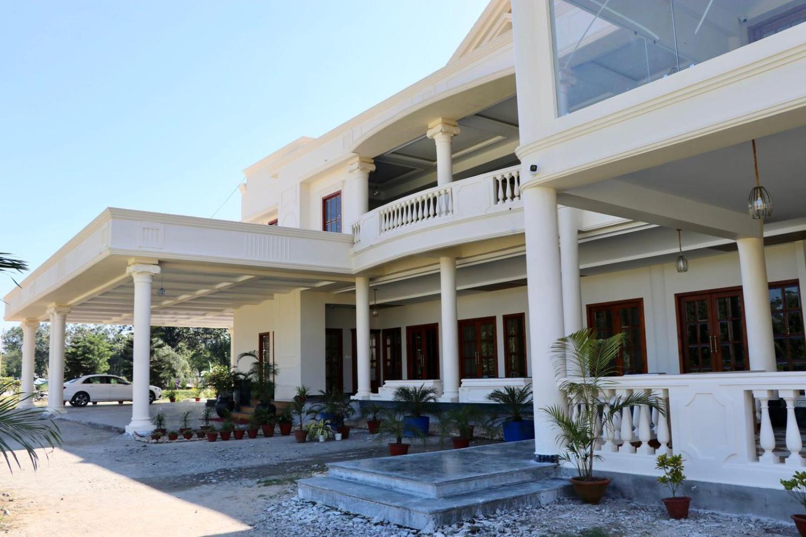 Royale De' Casa Resort Kāziranga Exterior foto